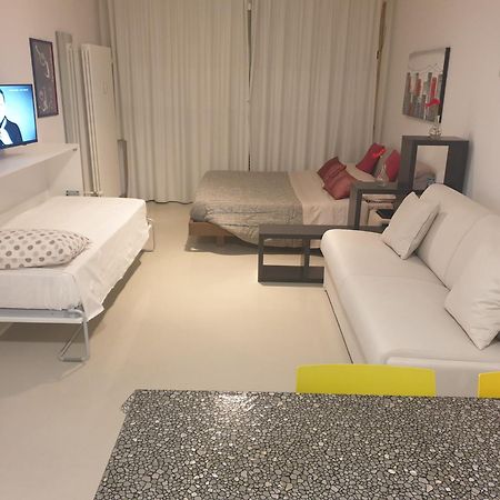 Apartamento Monolocale Via Rasponi Rávena Exterior foto